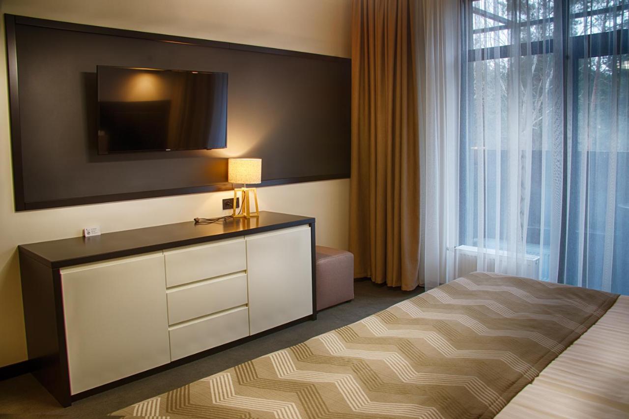 Sobi Hotel Вишхород Екстериор снимка