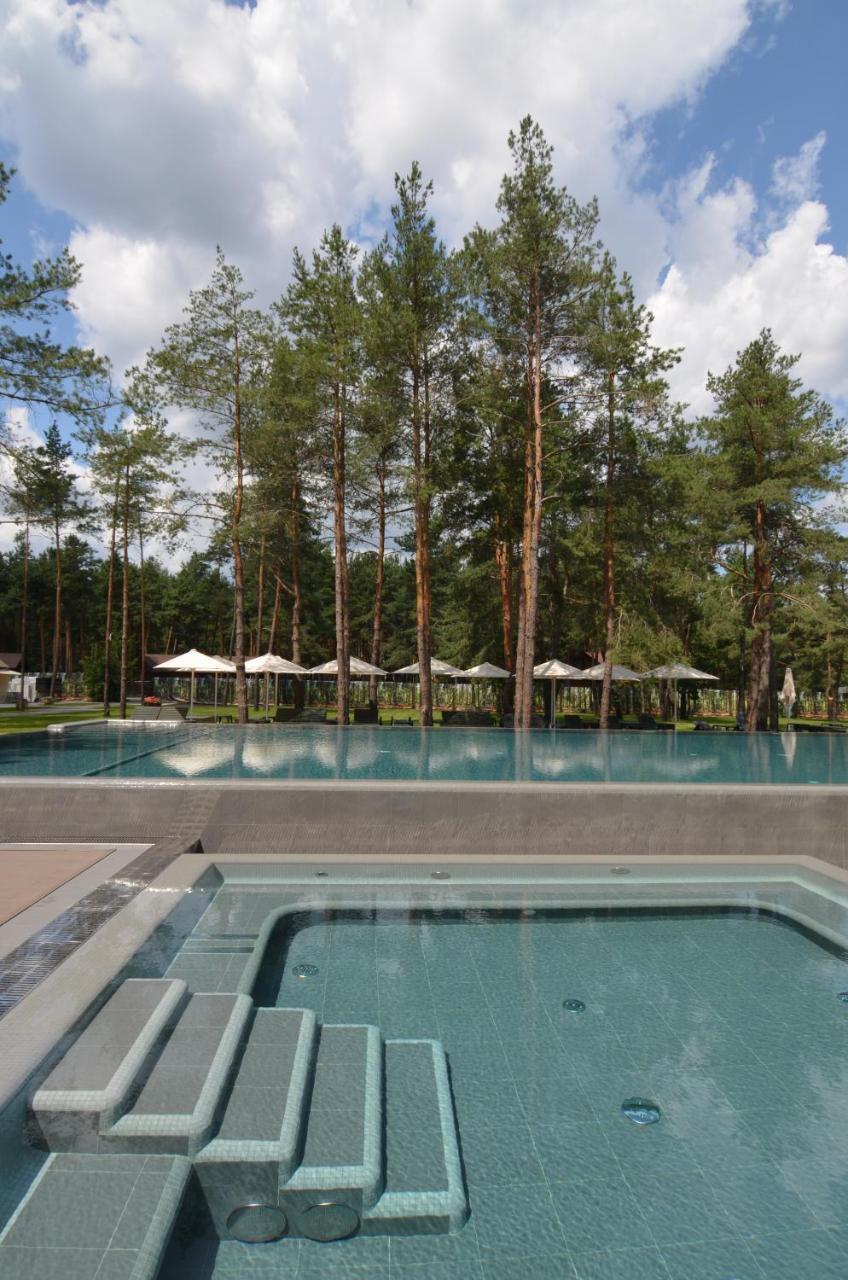 Sobi Hotel Вишхород Екстериор снимка