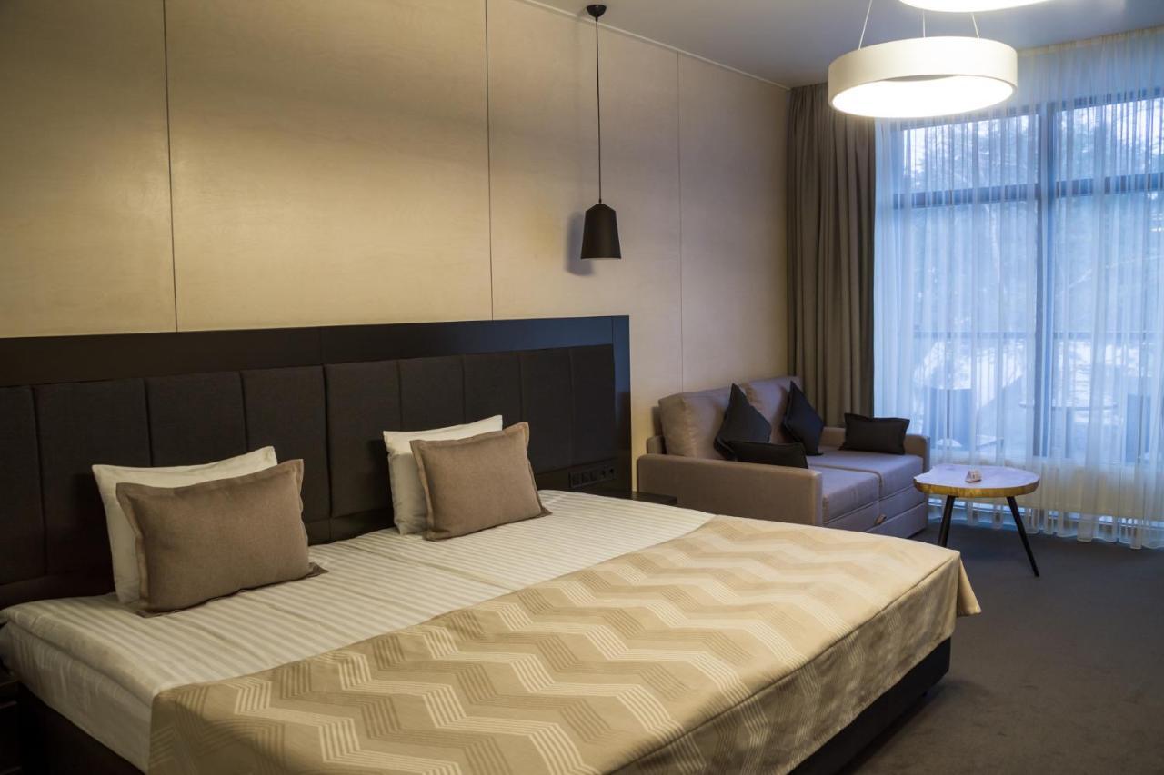 Sobi Hotel Вишхород Екстериор снимка