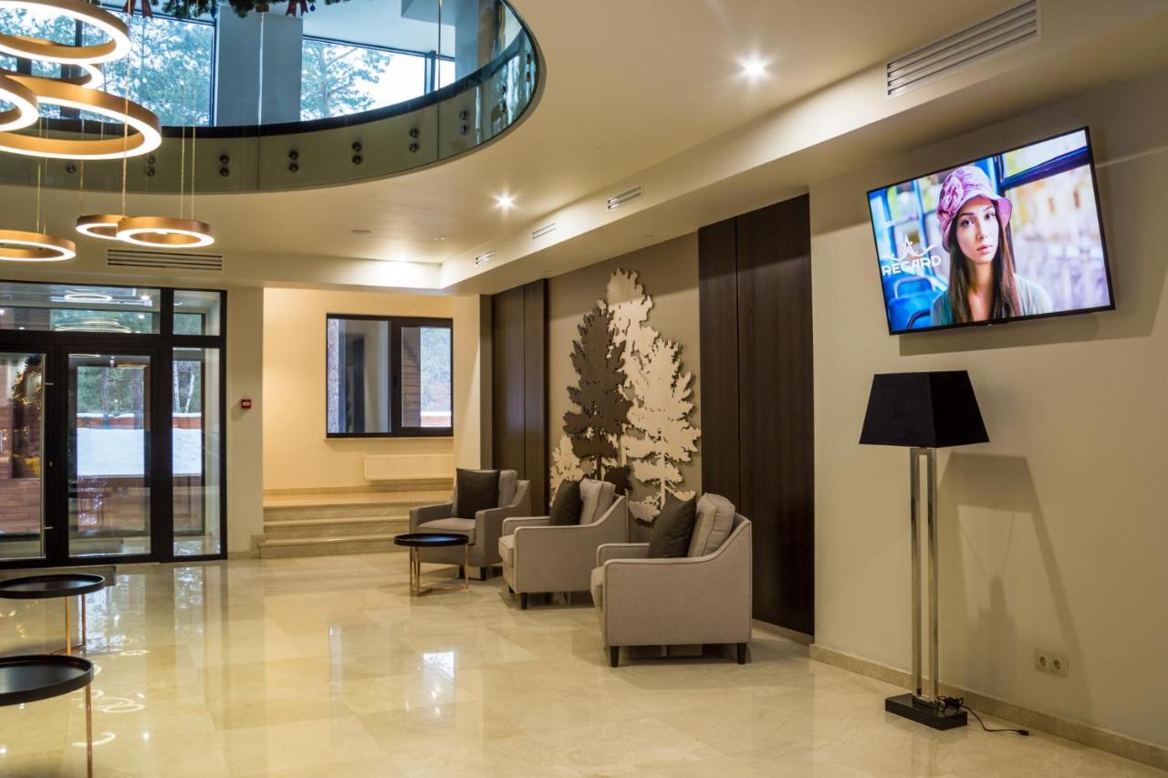 Sobi Hotel Вишхород Екстериор снимка