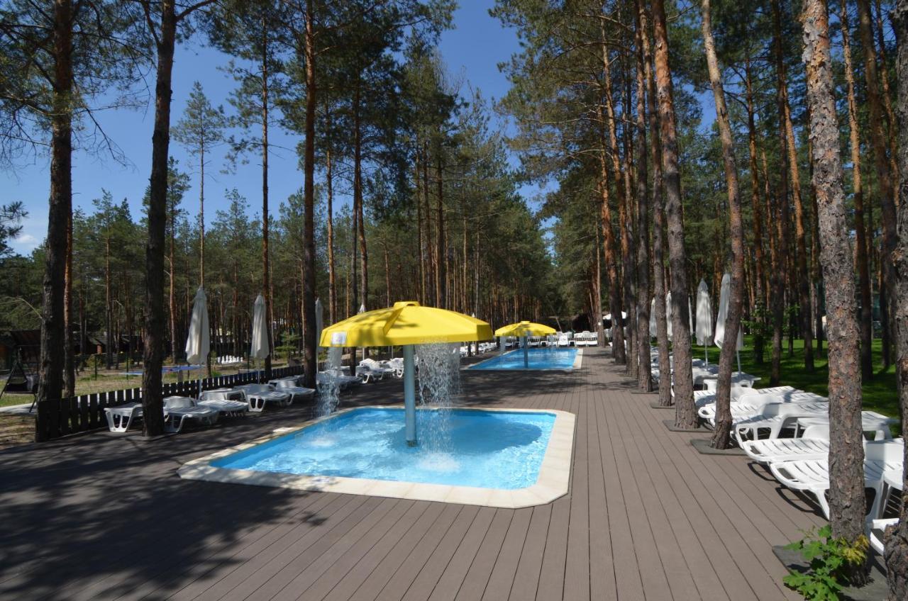 Sobi Hotel Вишхород Екстериор снимка